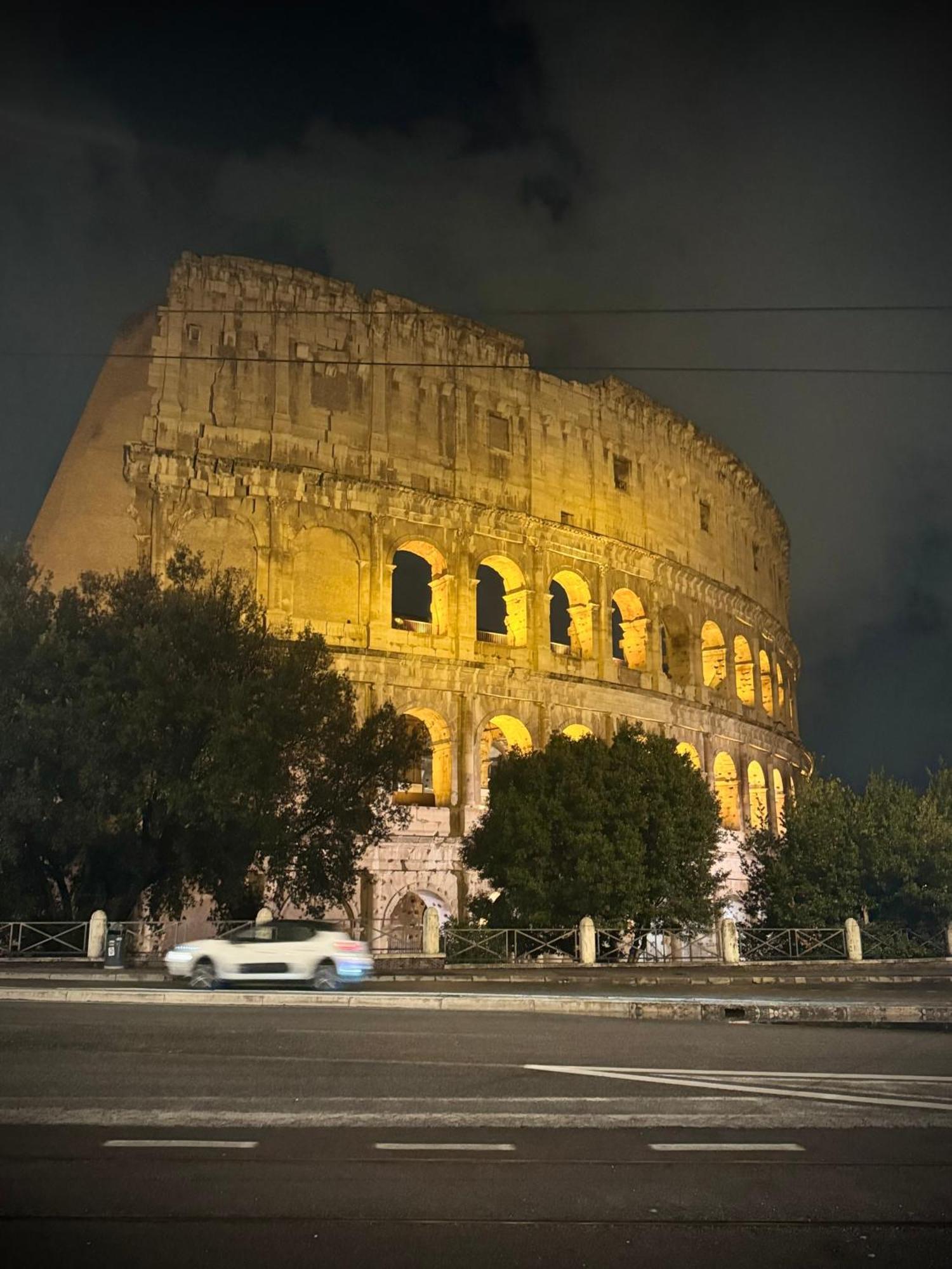 A Casa Di Lu, Al Colosseo - Guest House Roma Dış mekan fotoğraf